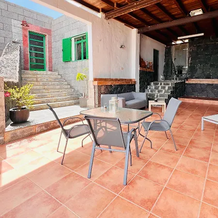 La Majada De Machin - Apartamento Rural Con Jardin Privado Entre Volcanes *