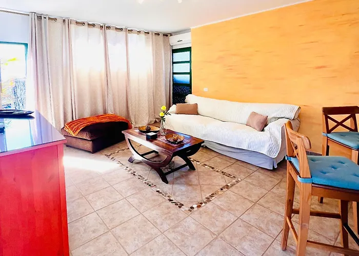 La Majada De Machín * La Asomada (Lanzarote)